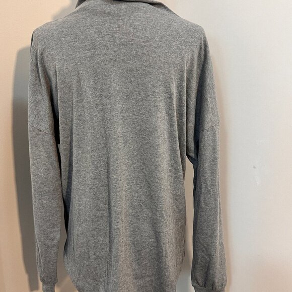 3/$30   Womens long sleeve tops casual (wine/grey) 2  colors - Picture 14 of 16